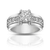 1.50 ct Ladies Round Cut Diamond Engagement Ring With Princess Cut's On the Side 